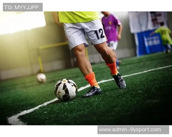 特步刀锋足球鞋助力球场表现提升让每一次进攻都充满力量与速度